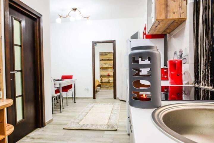 Mary Apartment Old Town 布拉索夫 外观 照片